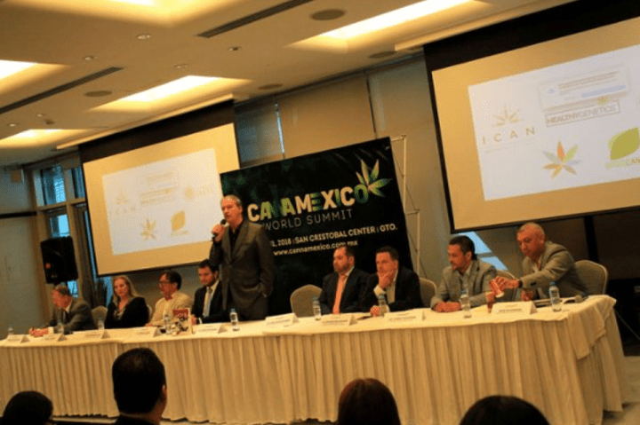 Captura de pantalla 2018-04-11 a la(s) 17.53.18